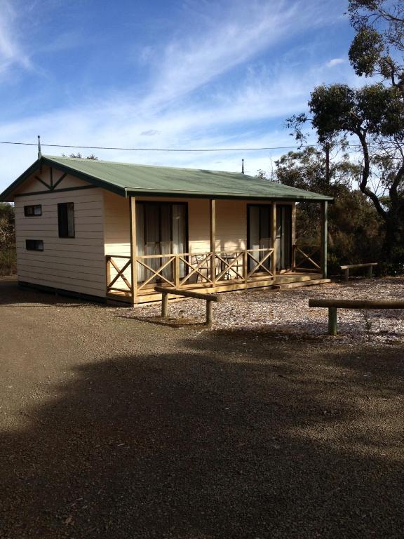 Parndana Hotel Cabins Room photo